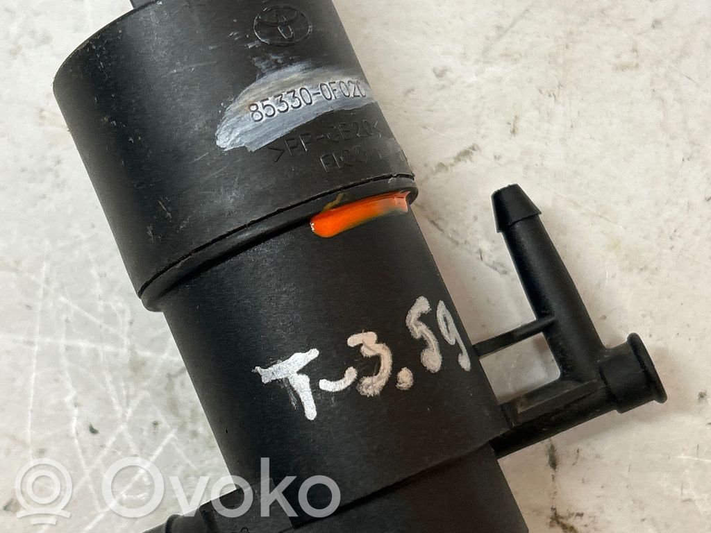 Toyota Yaris Windscreen/windshield washer pump 