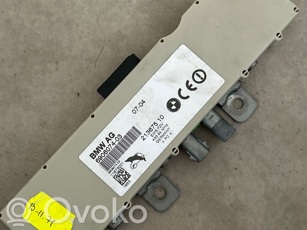 BMW 3 E46 Antenos stiprintuvas 