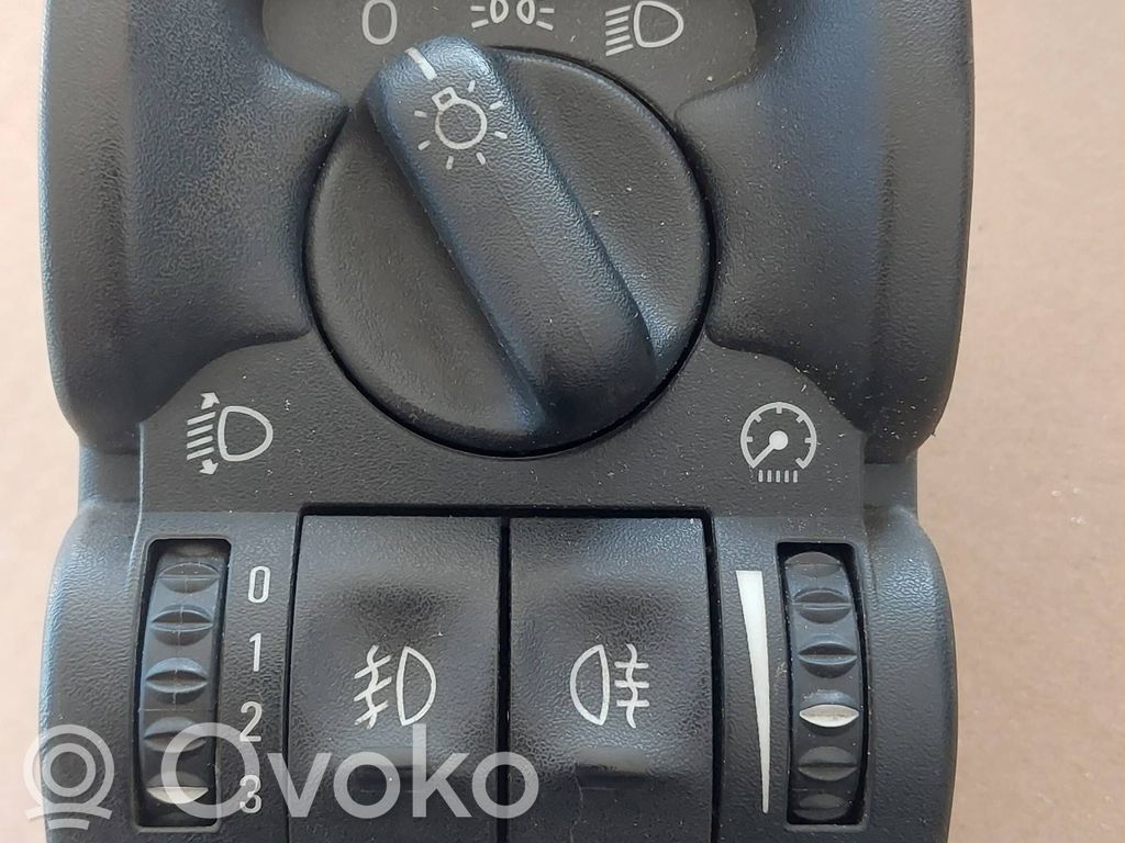 Opel Vectra B Light switch 