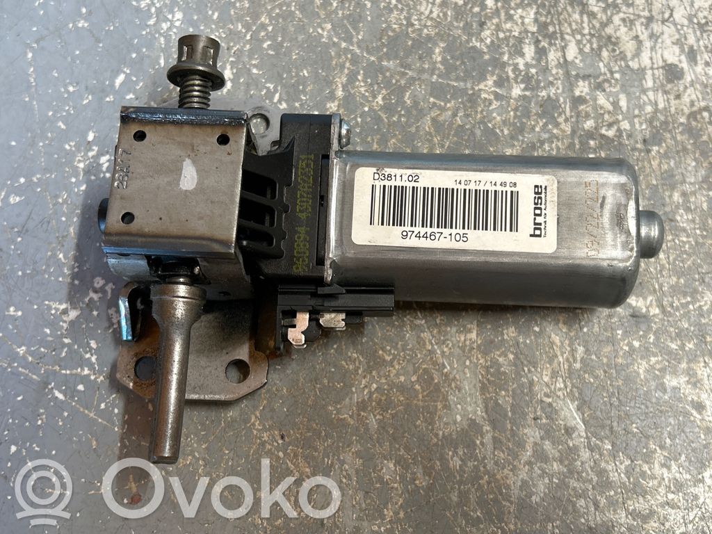 Volvo V40 Istuimen säätömoottori 