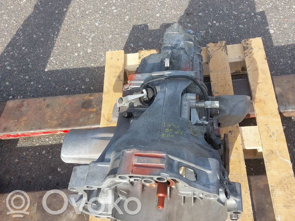 Audi A4 S4 B5 8D Manualna 5-biegowa skrzynia biegów 
