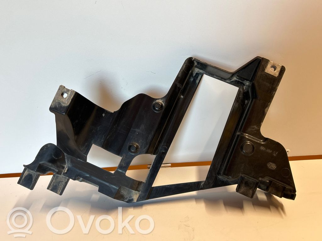 BMW X5 E53 Headlight/headlamp mounting bracket 
