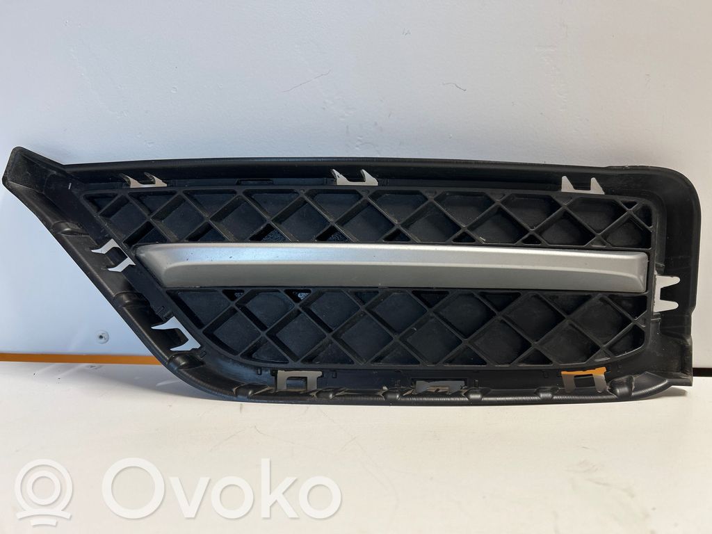 BMW X1 E84 Front bumper lower grill 