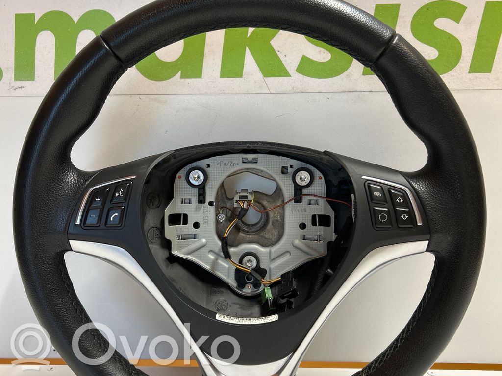 Steering wheel   6853131,3369E871