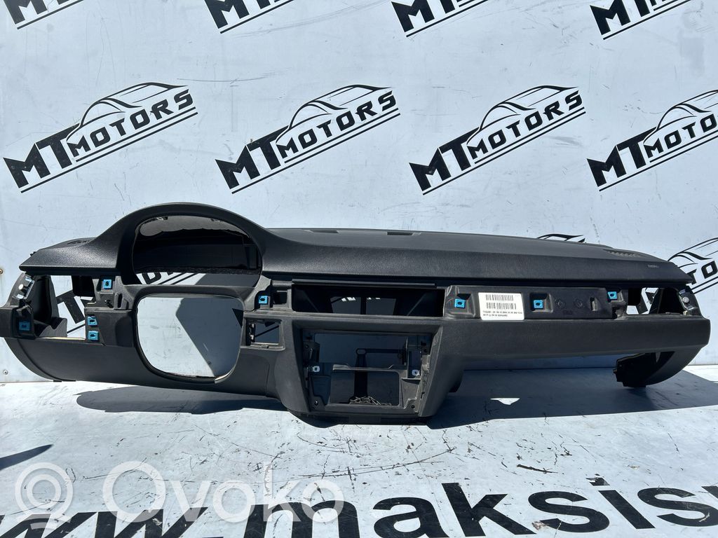 BMW 3 E90 E91 Panelė 