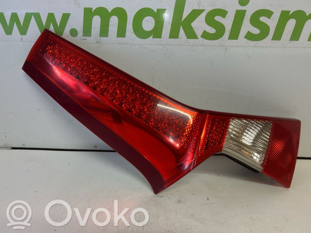 Volvo V70 Lampy tylnej klapy bagażnika 