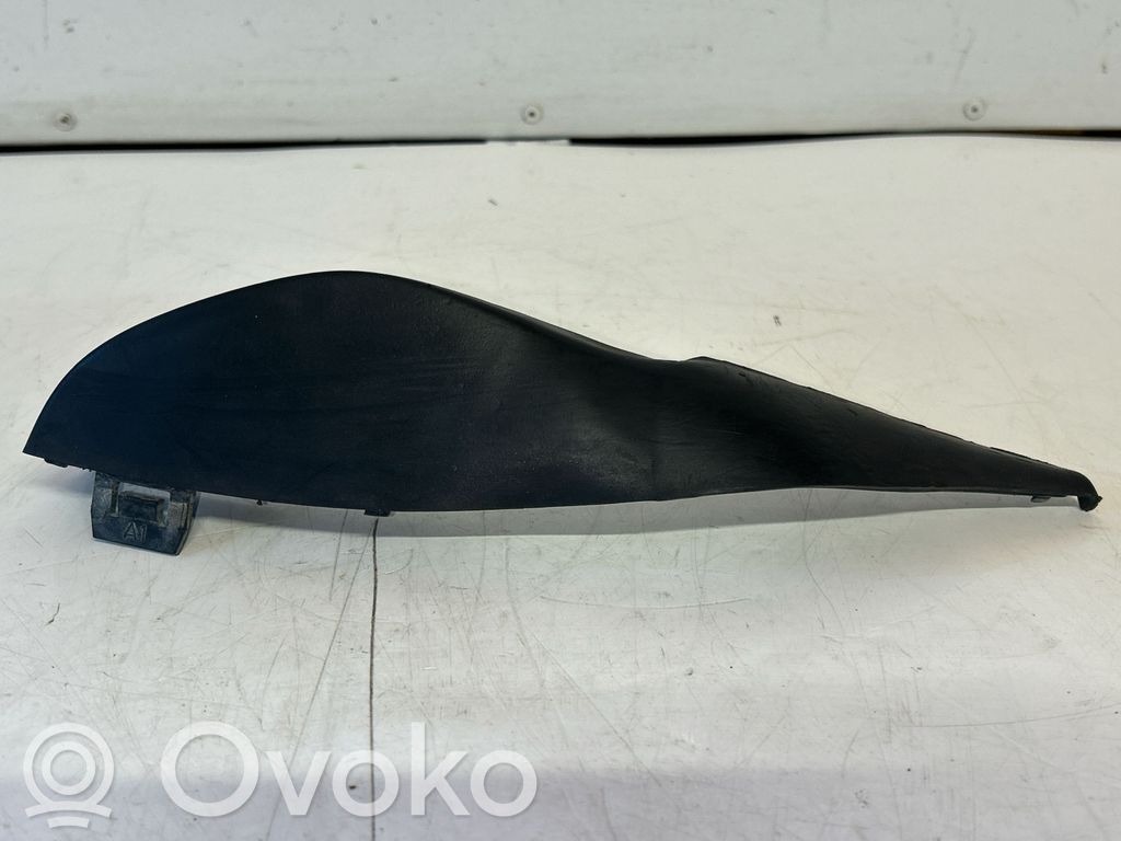 Volvo V70 Windshield trim 