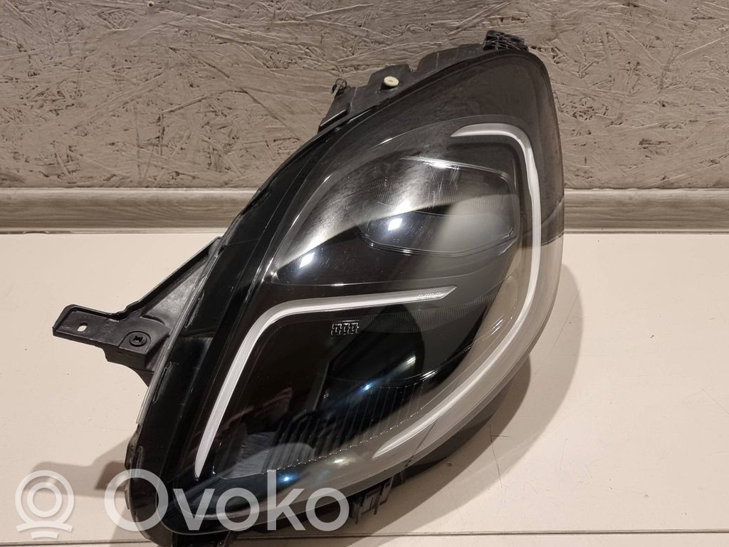 Ford Puma Phare frontale 