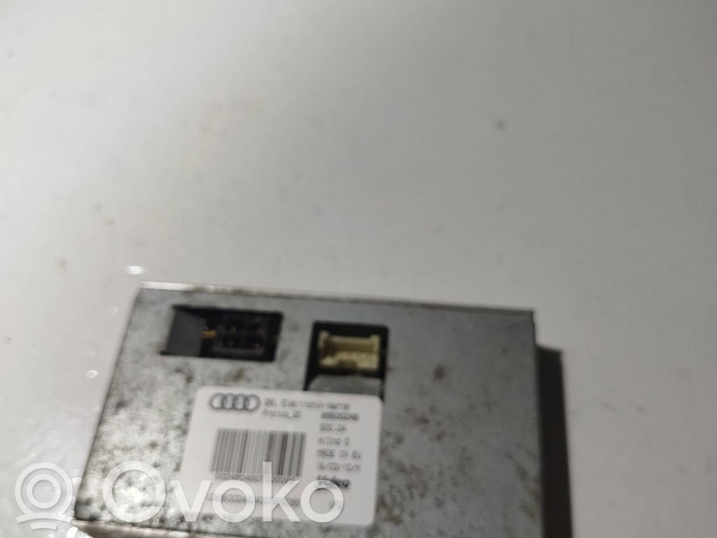 Audi A3 S3 8P Light module LCM 