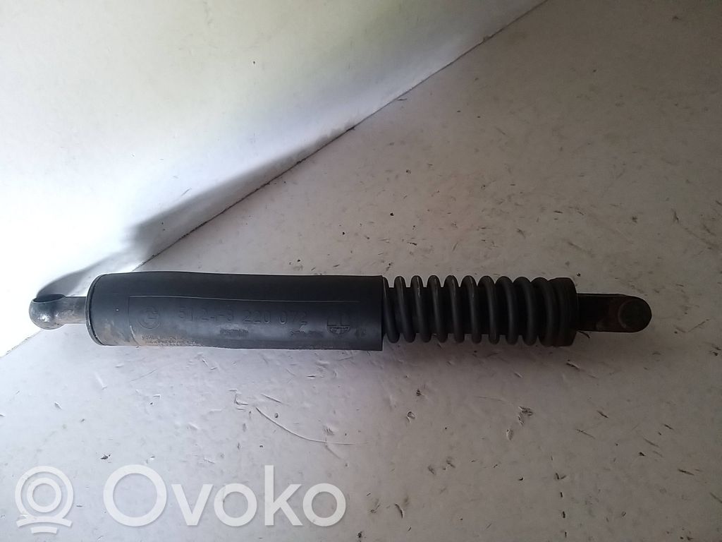 BMW 5 E39 Tailgate/trunk strut/damper 