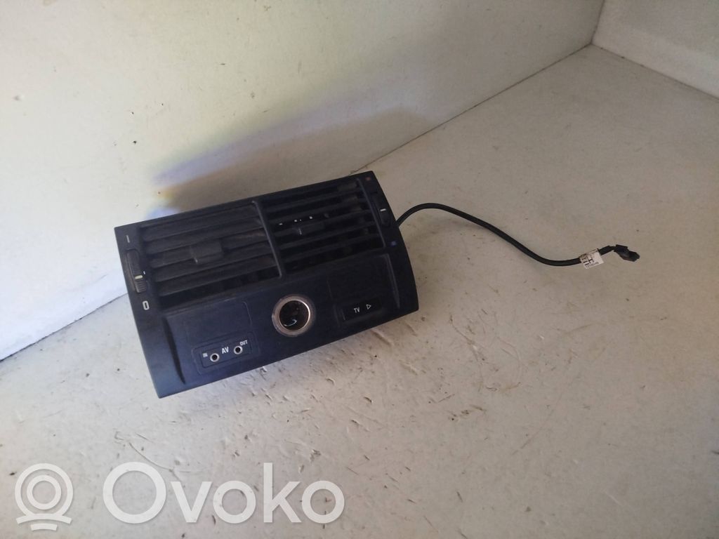 BMW X5 E53 Aizmugurējā gaisa - ventilācijas reste 