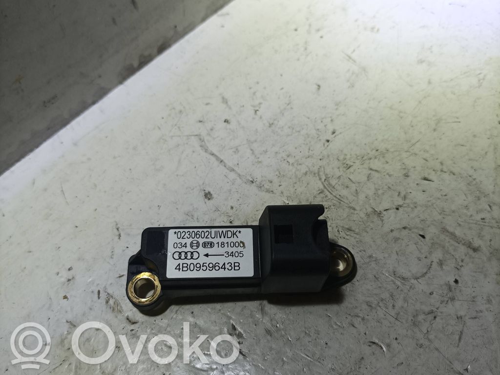 Audi A6 Allroad C5 Airbag deployment crash/impact sensor 