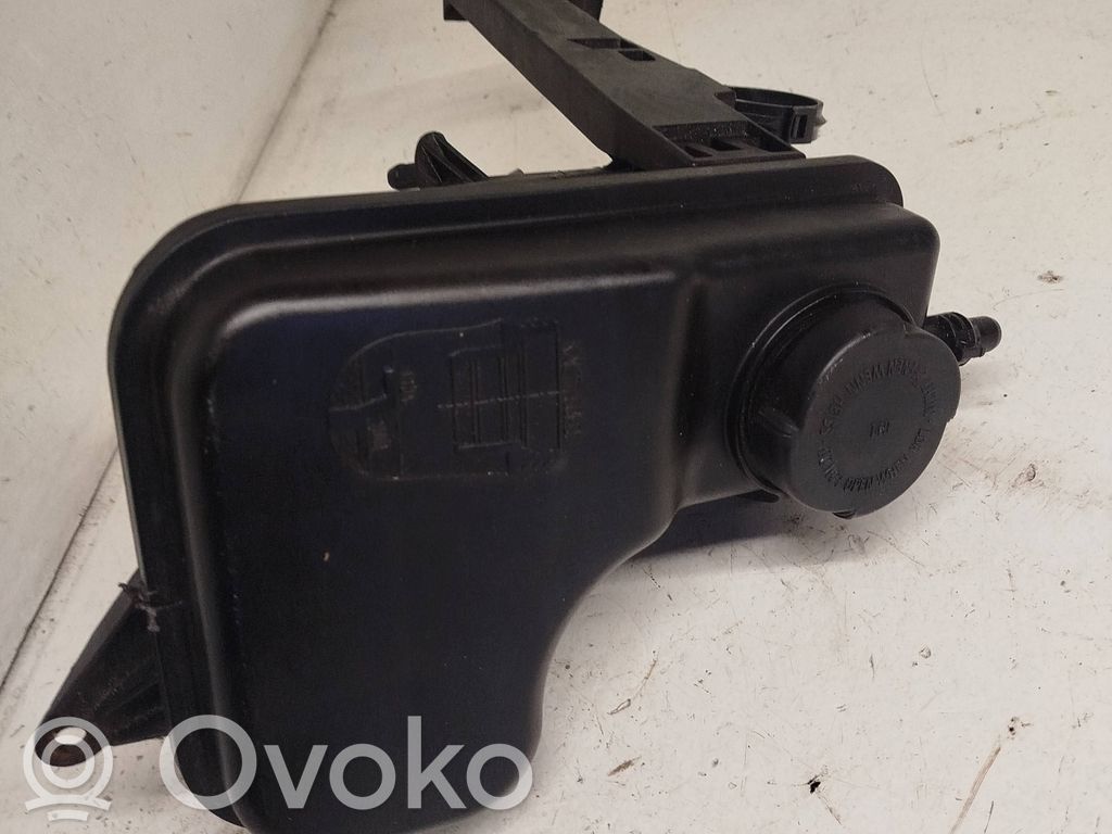 Aušinimo skysčio išsiplėtimo bakelis   7800292