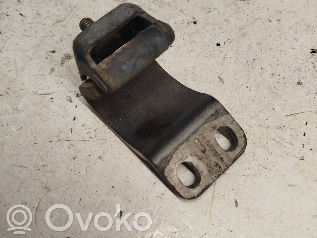 Audi A6 S6 C5 4B Tailgate/trunk/boot hinge 