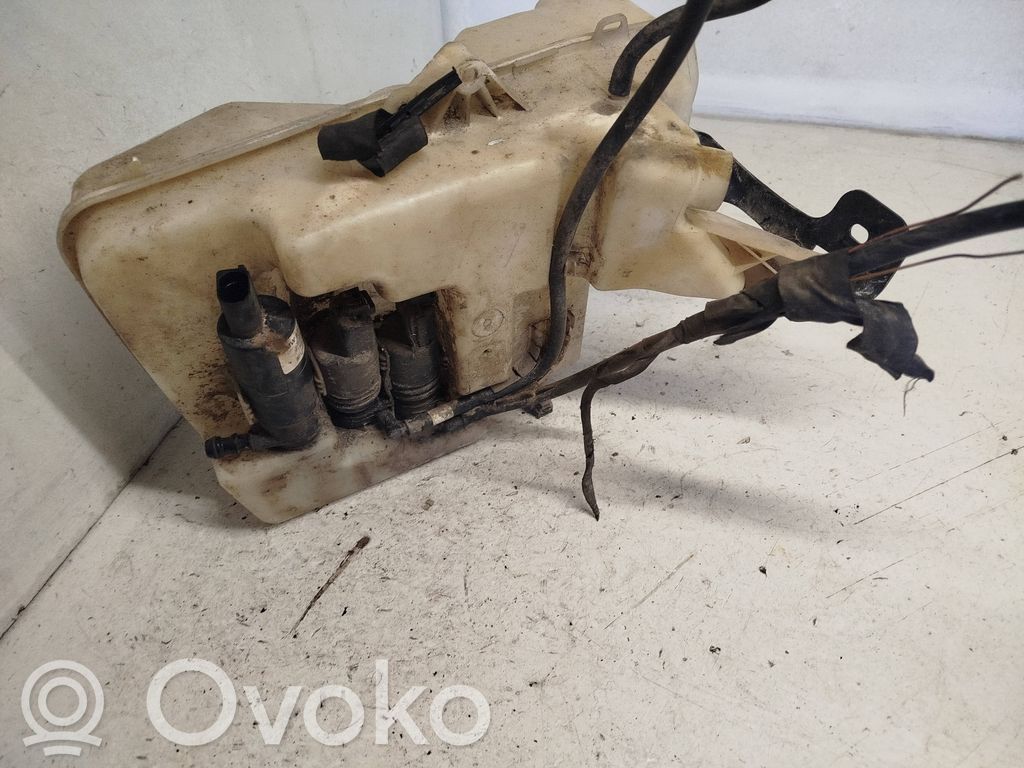 Langų skysčio bakelis   7055349,C235576