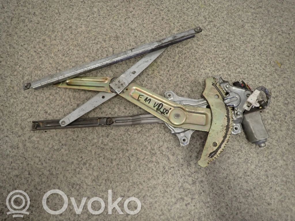 Toyota Corolla E110 Elektryczny podnośnik szyby drzwi przednich 