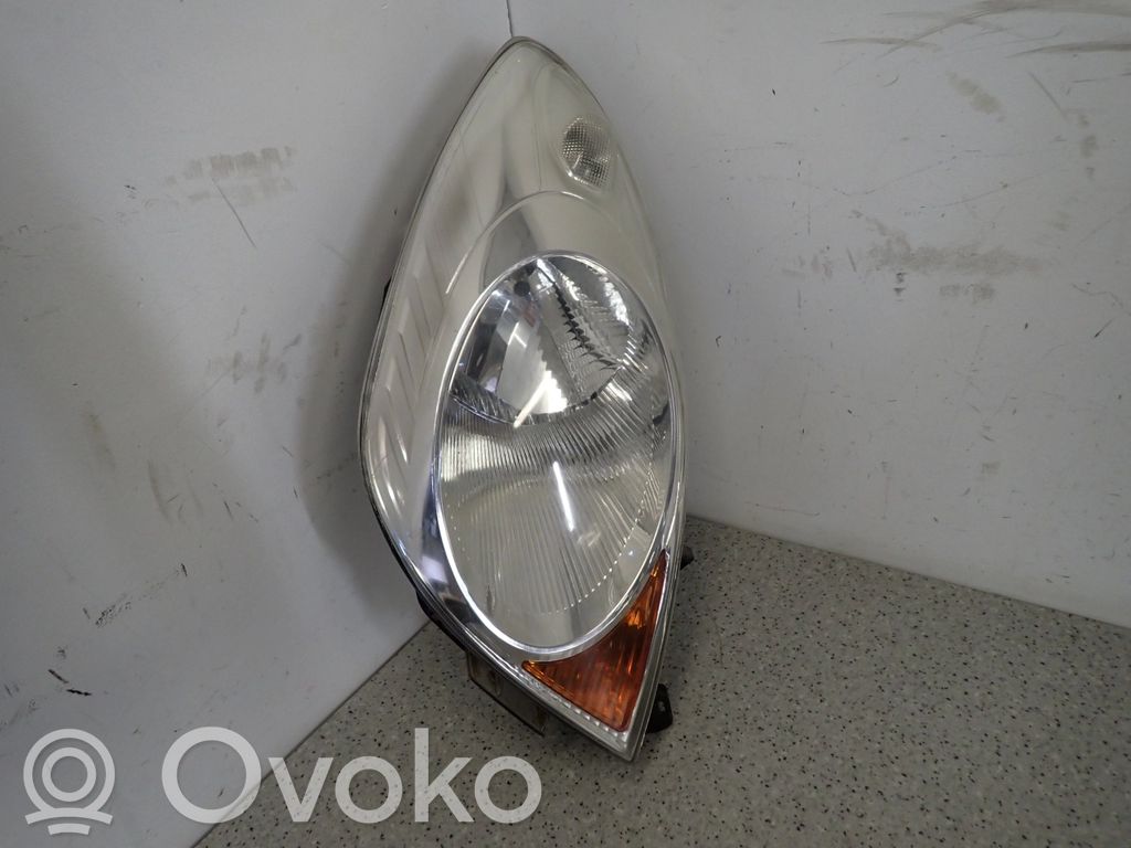 Nissan Note (E11) Headlight/headlamp 
