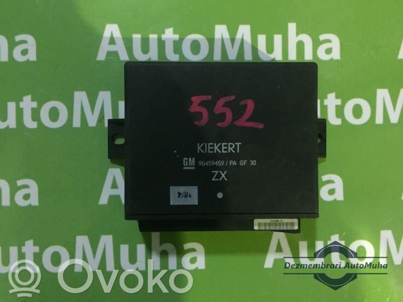 Opel Omega A Comfort/convenience module 