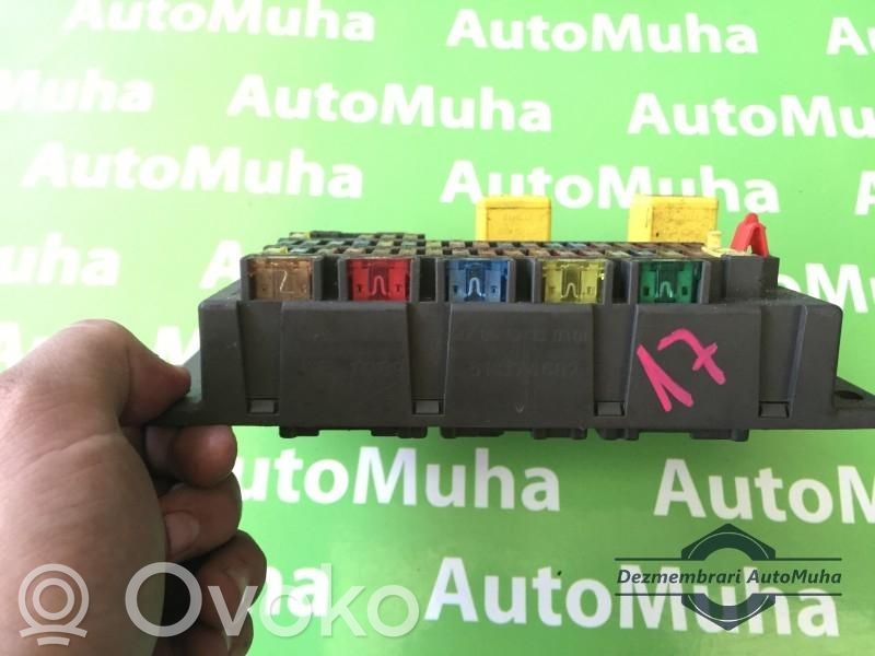 Rover 75 Saugiklių blokas 