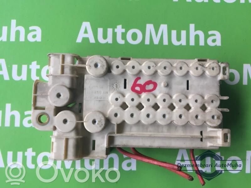 BMW 7 E38 Fuse module 