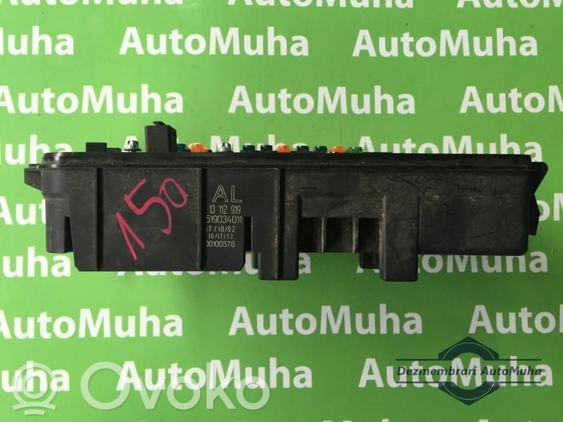 Opel Vectra C Fuse module 