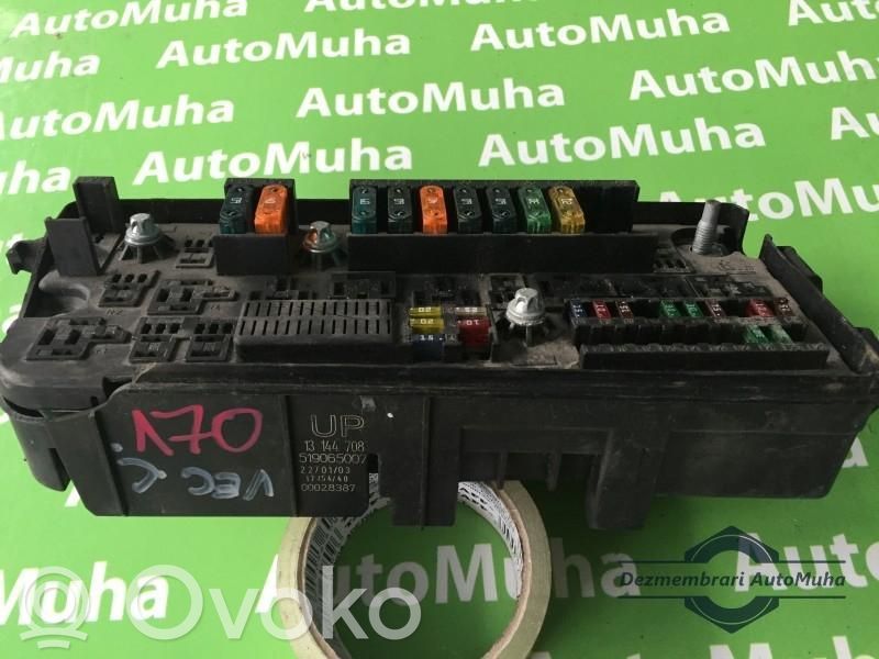 Opel Vectra C Fuse module 