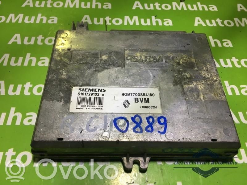 Renault Clio II Engine control unit/module ECU 