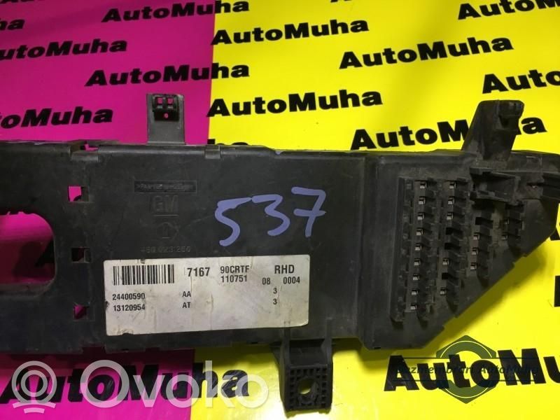 Fuse module   13120954AT,24400590,24400590AA,460023280,518721030,AA24400590