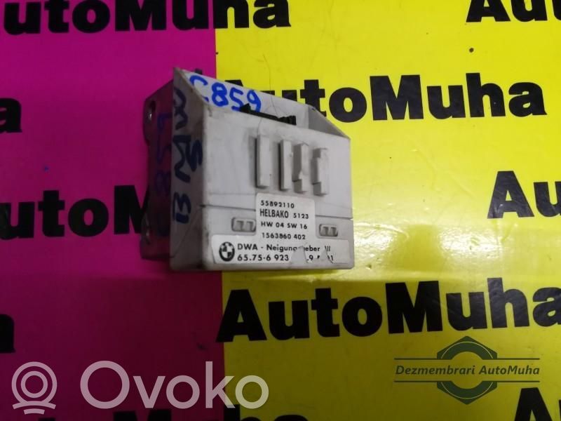 BMW 3 E46 Komforto modulis 