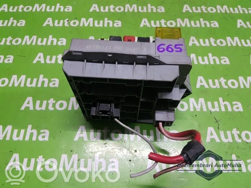 Fiat Punto (188) Módulo de fusible 