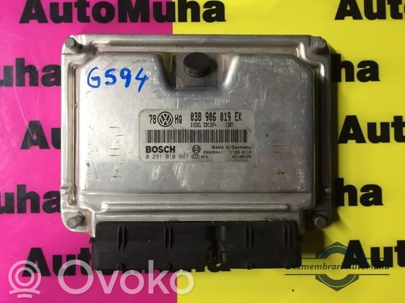 Volkswagen PASSAT B5.5 Motorsteuergerät ECU 