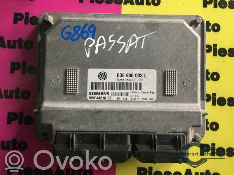 Engine control unit/module ECU   03E906033L,5WP4421608