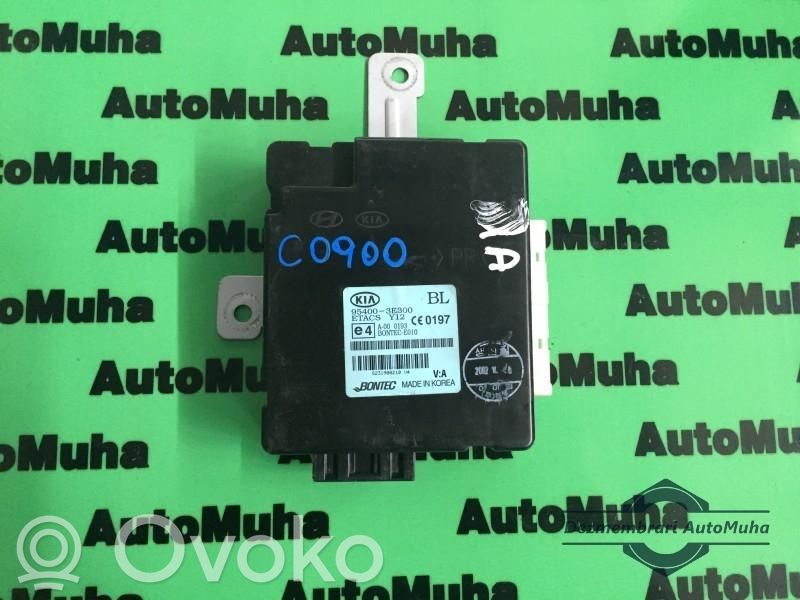 KIA Sorento Comfort/convenience module 