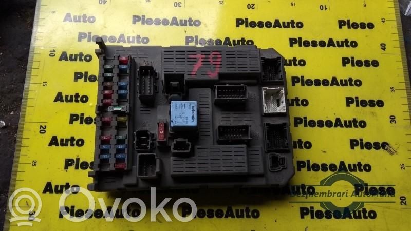 Citroen C5 Fuse module 