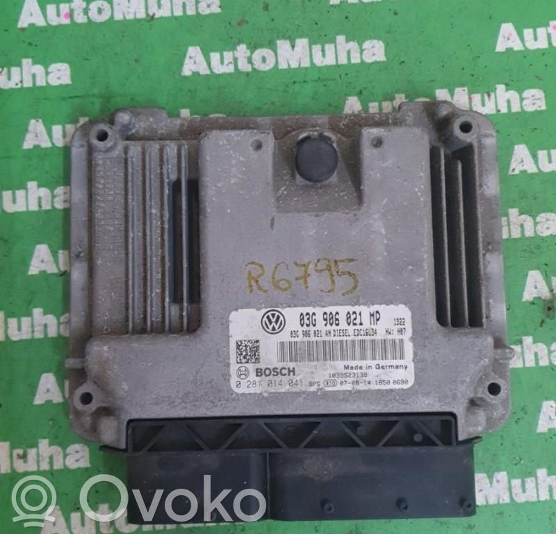 Volkswagen Touran I Komputer / Sterownik ECU silnika 