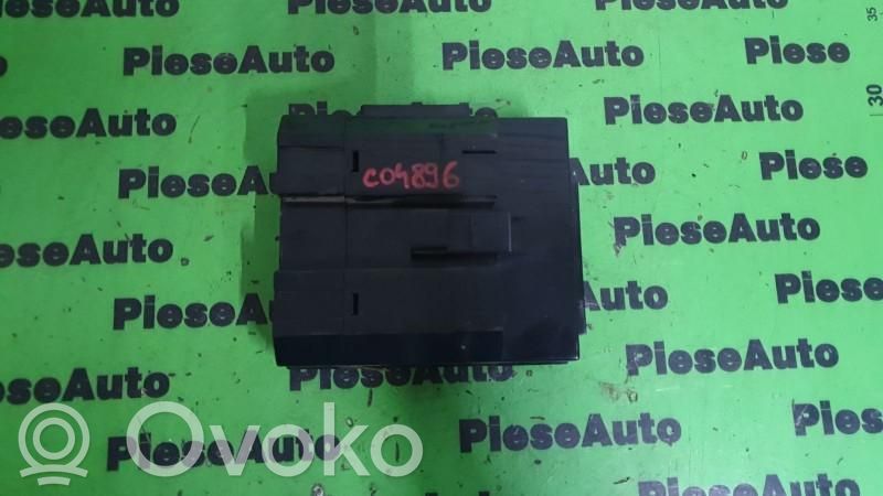 Hyundai Trajet Module confort 