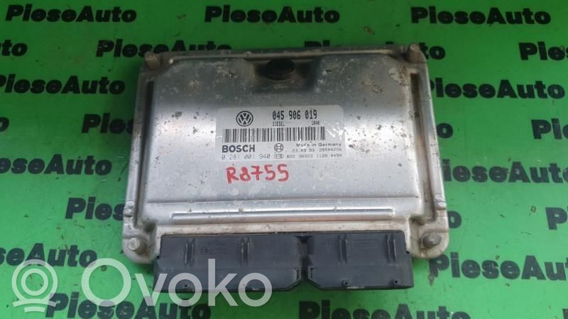 Volkswagen Polo IV 9N3 Motora vadības bloka ECU 