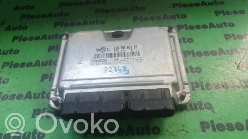 Volkswagen PASSAT B5.5 Engine control unit/module ECU 