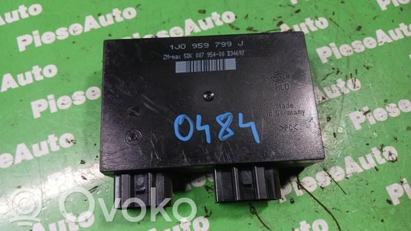 Volkswagen Golf IV Module confort 