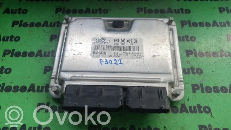 Volkswagen PASSAT B5.5 Engine control unit/module ECU 