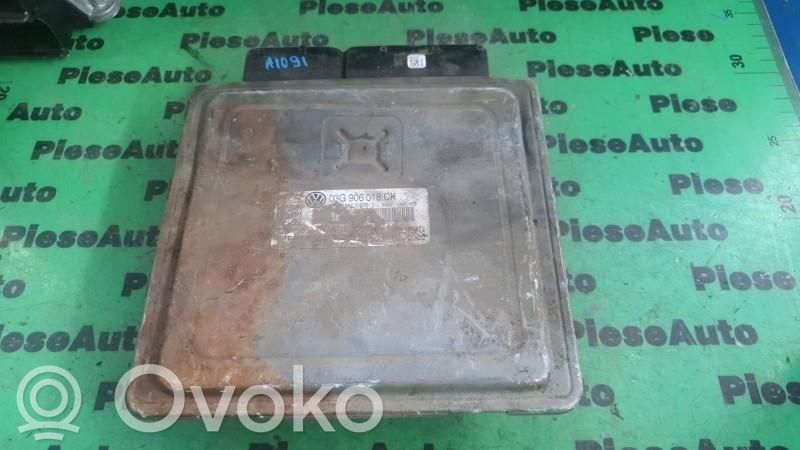 Volkswagen PASSAT B6 Engine control unit/module ECU 