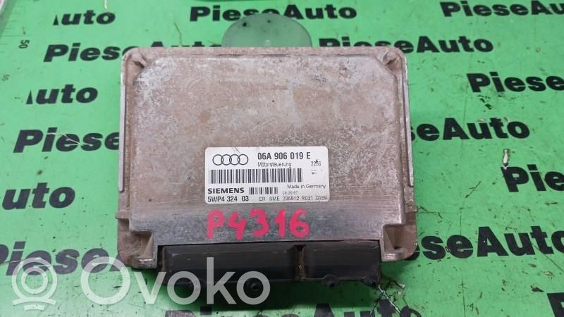 Unidad de control/módulo ECU del motor   06A906019E,5WP432403