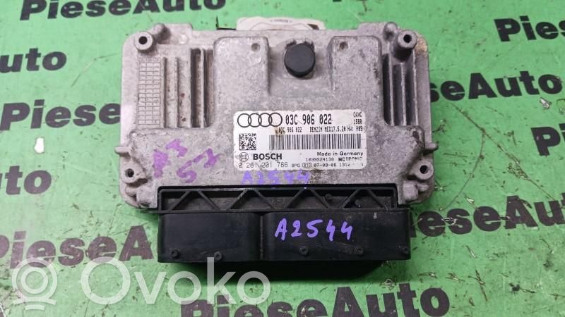 Unidad de control/módulo ECU del motor   0261201786,03C906022