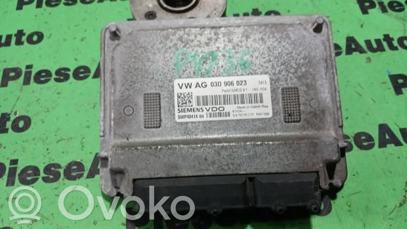 Engine control unit/module ECU   03D906023,5WP4041404
