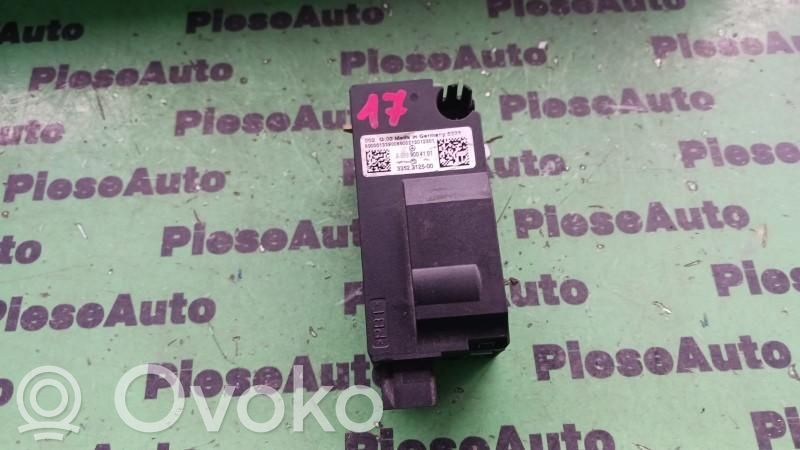 Mercedes-Benz C W205 Blokada piasty 