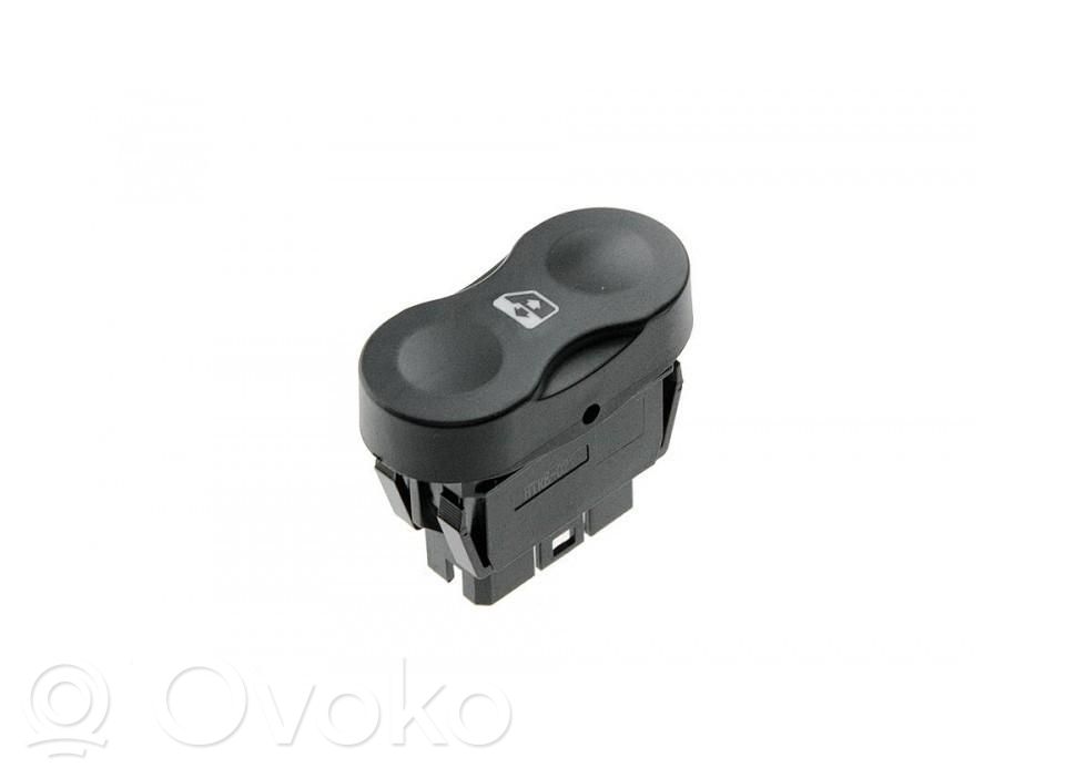 Dacia Sandero Electric window control switch 