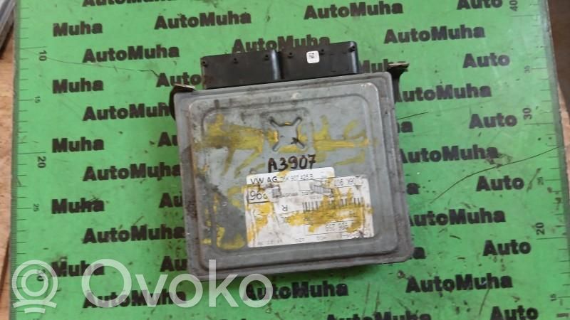 Volkswagen Golf VII Engine control unit/module ECU 