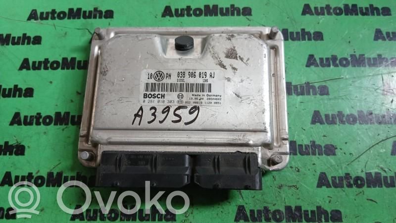 Engine control unit/module ECU   0281010303,038906019AJ