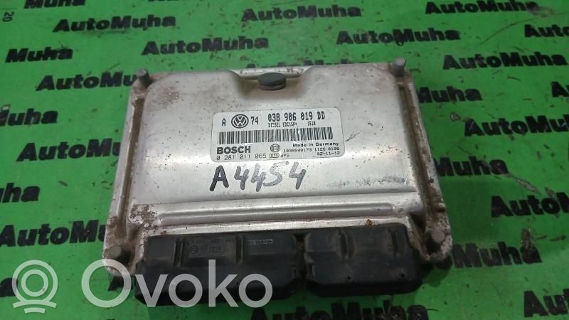 Volkswagen Golf IV Engine control unit/module ECU 