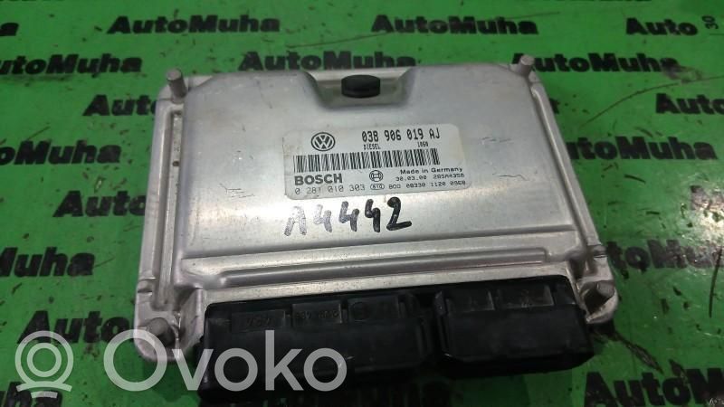 Volkswagen PASSAT B5.5 Engine control unit/module ECU 